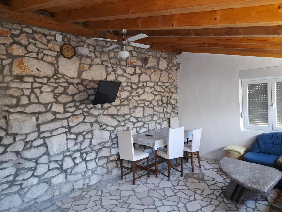 ČapljinaKamena Kuca Family Rodinアパートメント 部屋 写真